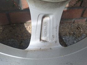 Nissan orig.Alu kola s letními pneu 205/60R16 - 9