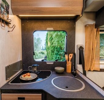 NOVÝ obytný vůz Fiat Ducato, Rimor, SARUS 8 - 9
