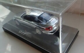PORSCHE 911 Carerra4 - 9