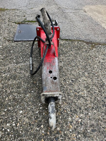 Hydraulické bourací kladivo SOCOMEC DMS210 - 9