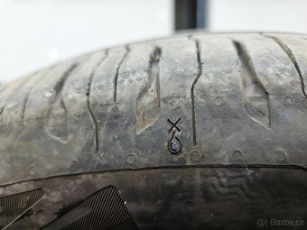 CONTINENTAL 215/65 R17 - 9
