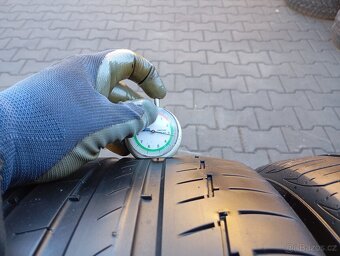 245/45/20 letní pneu continental - 9