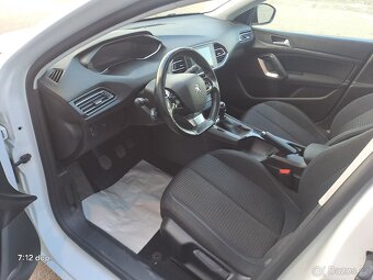 PEUGEOT 308 SW 1.2i 96kW combi, r.21 130000km ČR VELMI PĚKNÝ - 9