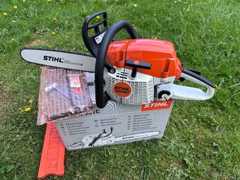 Nová benzínová motorová pila STIHL MS261 - 9