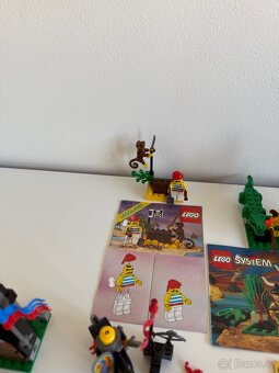 LEGO Piráti, Ostrované, Hrady - 9