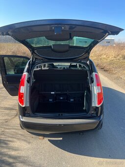 Škoda Roomster 1,4 16V Style Plus Servisní kniha - 9