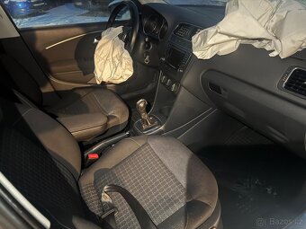 Prodám náhradní díly vw polo 6R - 9