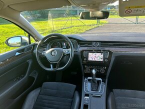 VW Passat B8 2017 ,2.0tdi dsg, r-line ACC PANO NAVI Top Stav - 9