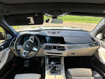 BMW X7 M50i Tanzanite Blue - 9