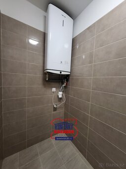 Pronájem prostorného bytu 2+1 o velikosti 86 m2 - České Bud - 9