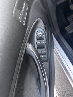 Ford C-Max 1.6 TDCI - 9