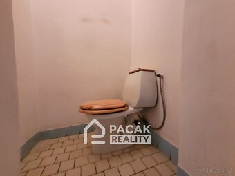 Prodej rodinného domu s velkou zahradou v Prusinovicích - 9