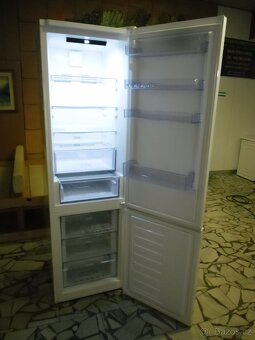 Prodáme lednici Beko, 201 cm, C class (A+++) - 9