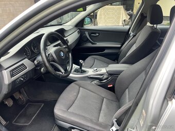 BMW 318 D, model E91, rok 2007 - 9