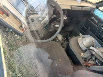 Škoda 105 (asi) - 9