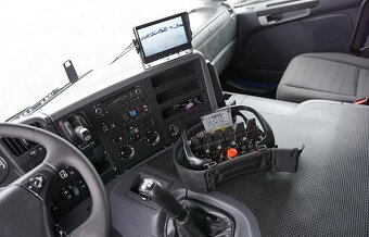 Scania P410 6x2 - valník s hydraulickou rukou Palfinger - 9