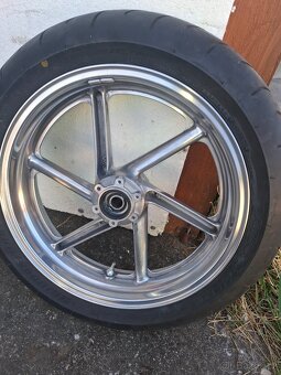 Honda CBR 900 RR - 9
