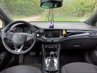 Opel Astra 1.4T 110 kw aut.převodovka - 9