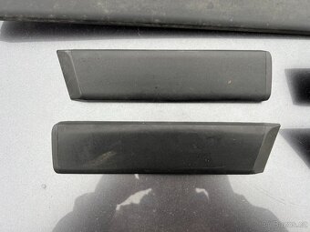 BMW E36 sedan/touring široké boční lišty - 9