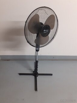 Prodám vícerychlostní výškově nastavitelný ventilátor-ODVEZU - 9
