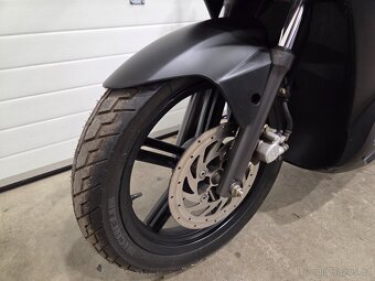 Kymco Agility 125 - 9