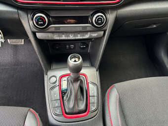 Hyundai Kona 1,6 T-Gdi 130kW, automat, 24tis.km, 1.maj - 9