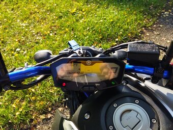 Yamaha MT-07 Race Blue series - 9