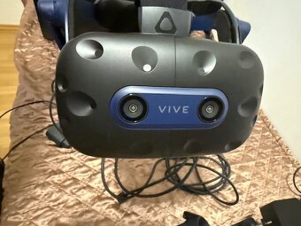 HTC Vive pro 2 + 1TB HDD + VR hry - 9