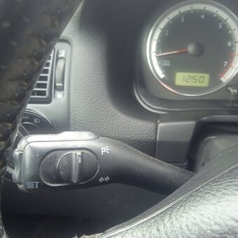 Vw Golf 1.6 74 kw - 9