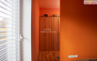 Prodej rodinného domu 4+kk, 111 m², pozemek 573 m², Praha-Vi - 9