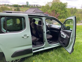 Berlingo 1.5 BlueHDi 100S&S MAN FEEL, Zelená AQUA - 9