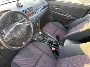 Dobry den prodám Mazdu 3 rok 2004 1.6 77kw stk plátna - 9