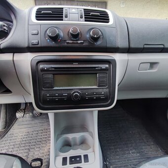 Škoda Fabia combi 1.2 benzín - 9
