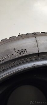 235/45/18 Goodrich g-Force Winter2, 2821, 7.5-6.5mm - 9