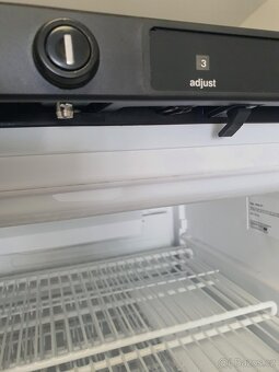 NOVÁ PROFI vitrína-lednice 381 lit.VENTILACE - 9