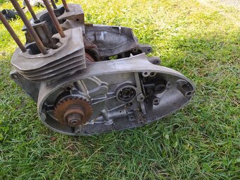 Kartery Jawa 250 350 - 9