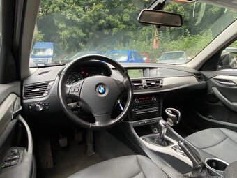 BMW X1 2.0D 100kW sDrive klima navi tempomat kůže 2013 - 9