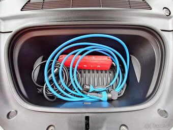 Tesla Model Y Long Range 378kW SOH 92,3% (ODPOČET DPH) - 9