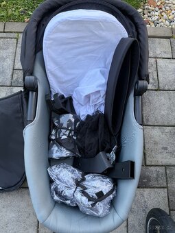 Thule Urban Glide 2 + korba - 9