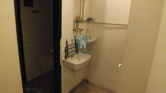 Pronájem obchodních prostor Plzeň - Skvrňany, ulice Karla St - 9