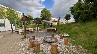 Krásný byt 2+kk s lodžií a parkovacím stáním v Rosicích - 9