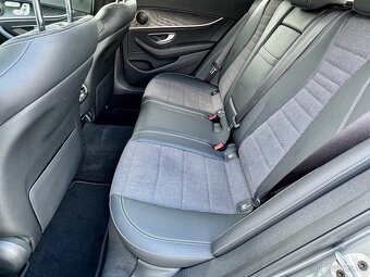 Mercedes E 220 d 4M K LED 2xEl.sed 360° CZ 1.majitel - 9