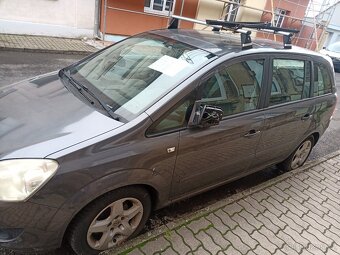 Prodám Opel zafira 2010 7 mistné viz foto - 9