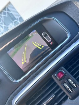 Volvo V 40 design - 9