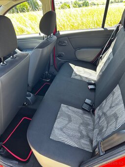 Dacia Sandero 1.2 16V - 9