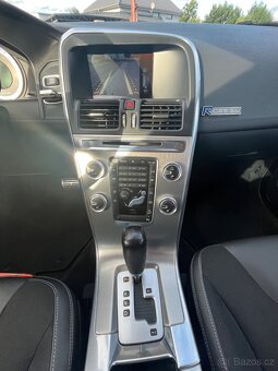Volvo XC60 2,4D awd - 9