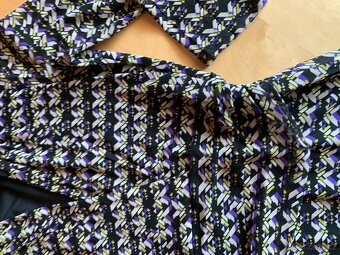 šaty zn. Esprit - vel. S - 9