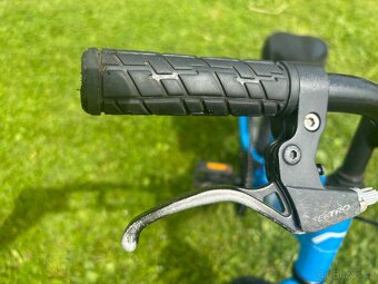 Kolo Ridgback MX 16 - 9