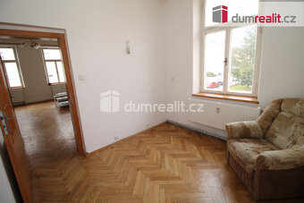 Dobře dispozičně řešený byt 3+kk ve druhém patře cihlového d - 9