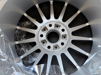 BMW styling 32 r18 5x120 8j a 8,5j - 9